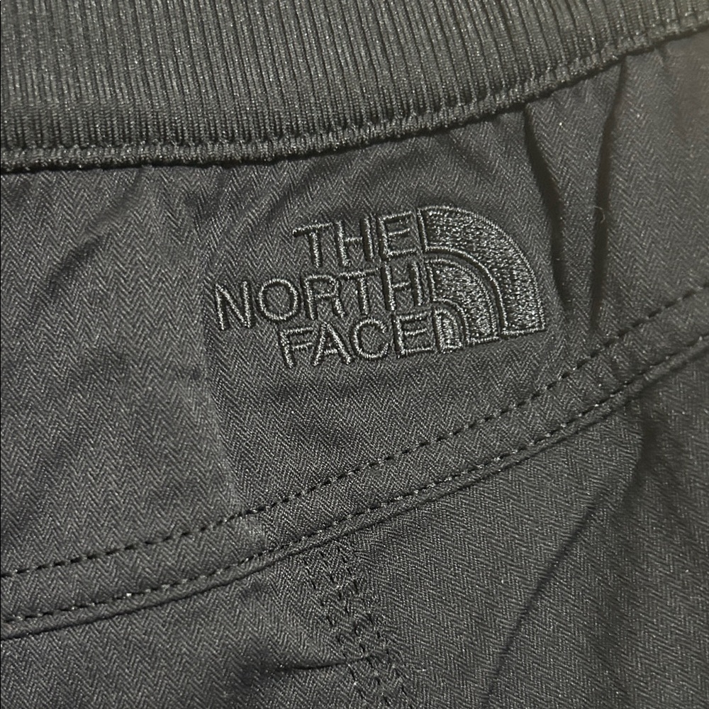 The North Face Women's Black Capris - Picture 7 of 12